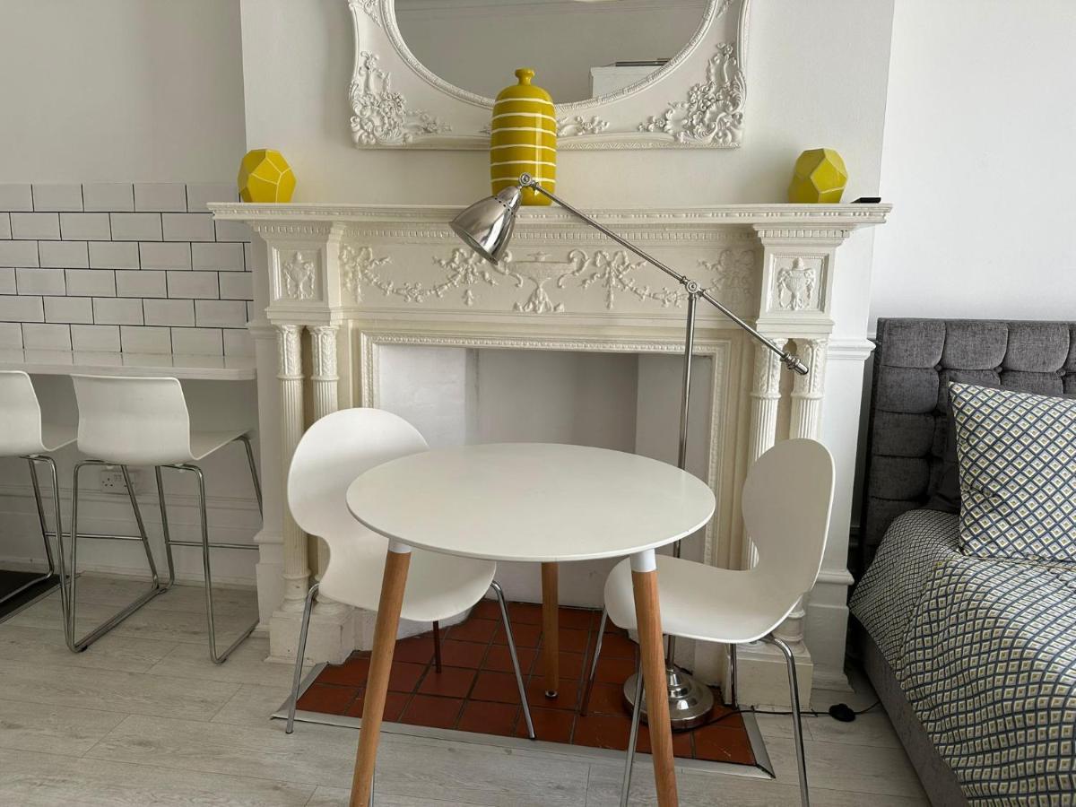 Belsize Park Boutique Accommodation London Exterior photo